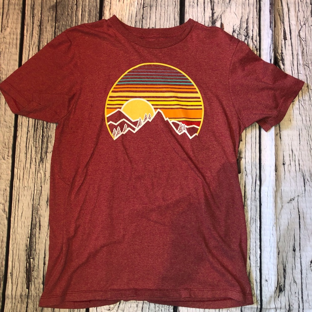 Red Sonoma t-shirt